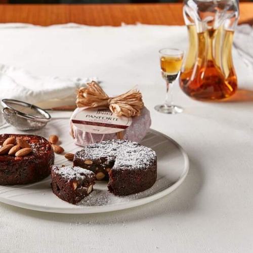 traditionl and chocolate panforte